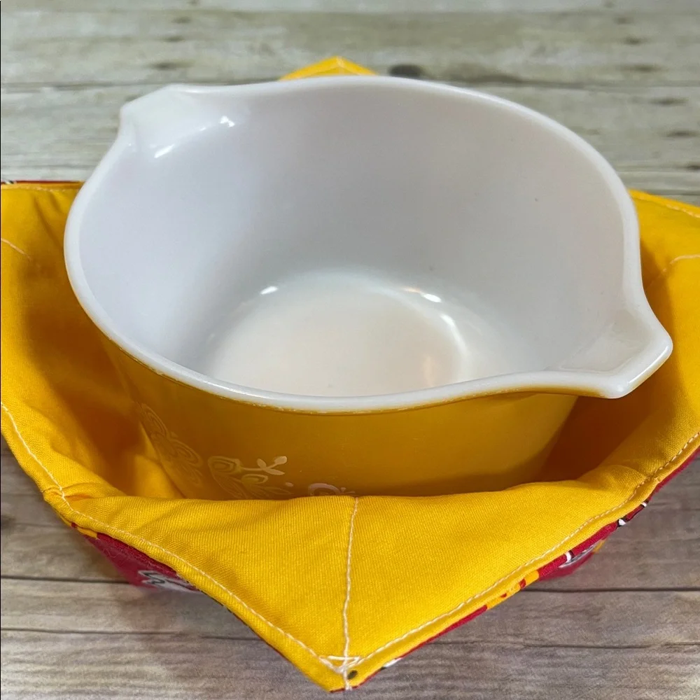 Microwave Bowl Cozy Reversible NFL KC Chiefs Bright Yellow